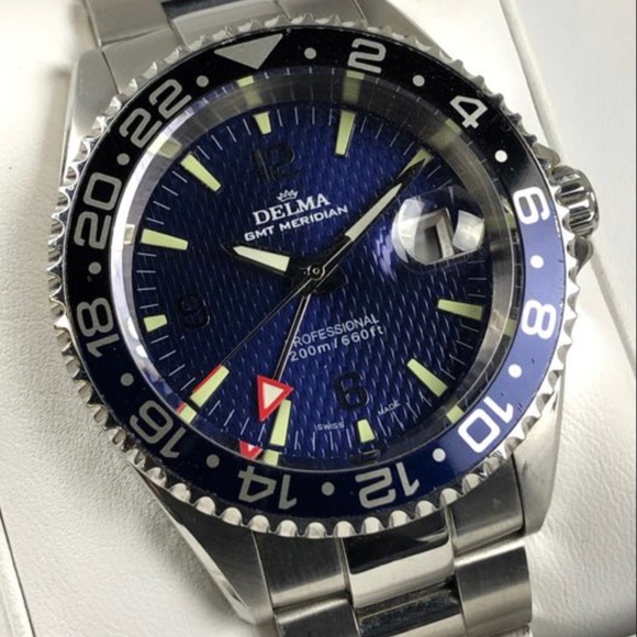 Delma Batman Meridian GMT  Santiago Watch Swiss - Picture 8 of 9